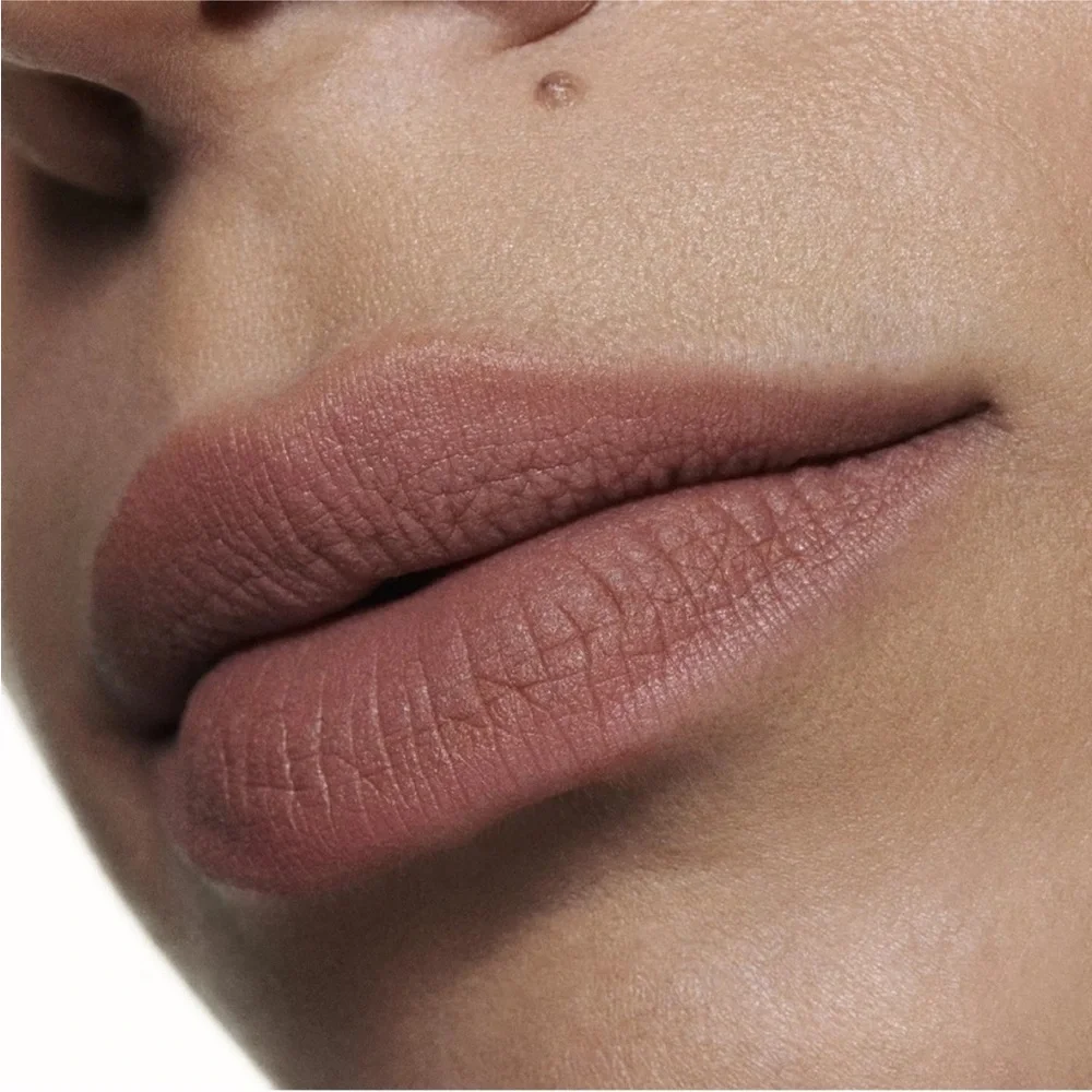 MAC Powder Kiss Liquid Lipcolour Habit